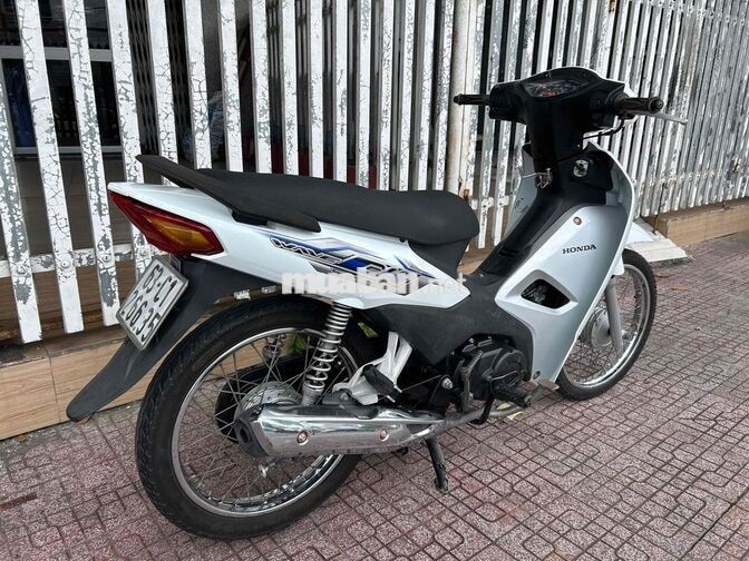 Honda Wave A110 2020 Trắng zin êm chính chủ