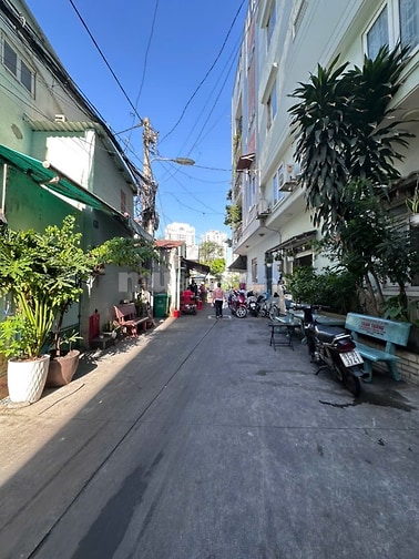 HXH  203/2A Lý Thường Kiệt, P.14, Quận 10 DT 3.1x10m, hậu 3.25m, 3lầu