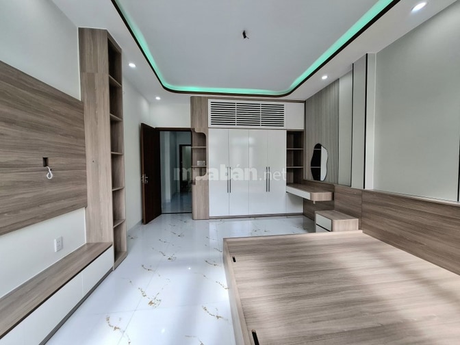 Bán nhà Hương lộ 3 ngay Aeon Tân Phú, nhà mới 3 tầng, hxh 