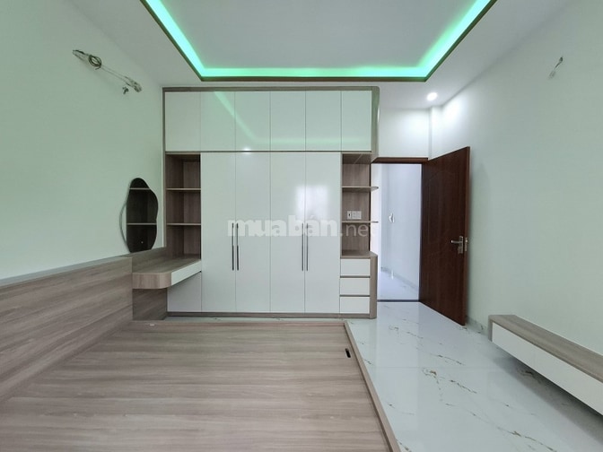 Bán nhà Hương lộ 3 ngay Aeon Tân Phú, nhà mới 3 tầng, hxh 