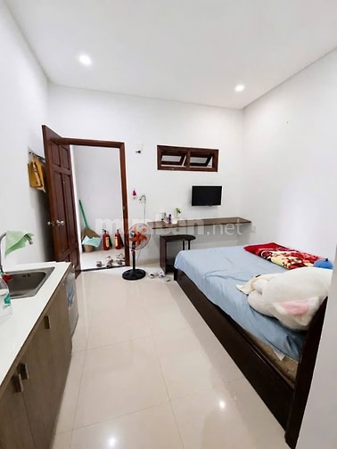 Cho thuê chung cư thang bộ Hoàng Sa, phường Nhiêu Lộc -Căn 1PN 7tr5/th