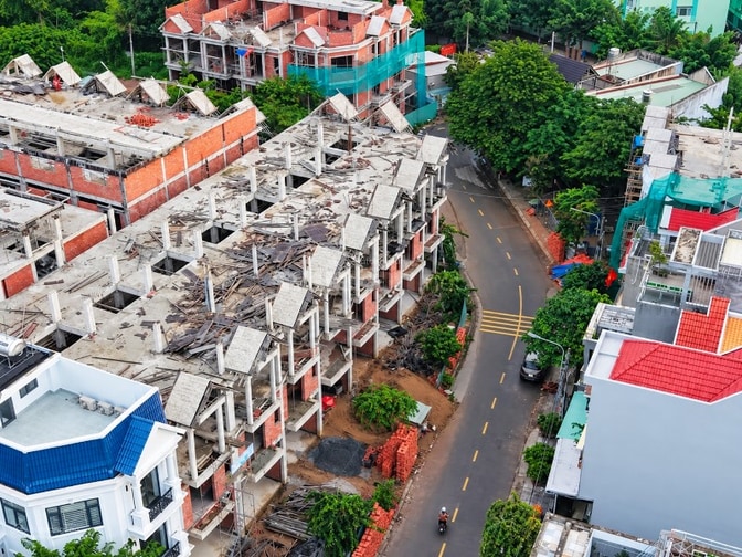 Nhà phố Nguyễn Văn Tiết 6,8 tỷ 5x20m, 1 trệt 2 lầu, vay 70%, 30% HĐMB