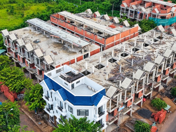 Nhà phố Nguyễn Văn Tiết 6,8 tỷ 5x20m, 1 trệt 2 lầu, vay 70%, 30% HĐMB