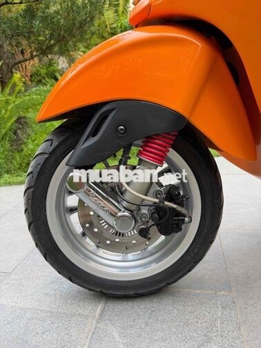 Vespa 125ABS 2016 Cam rin nguyên bản Hỗ trợ góp