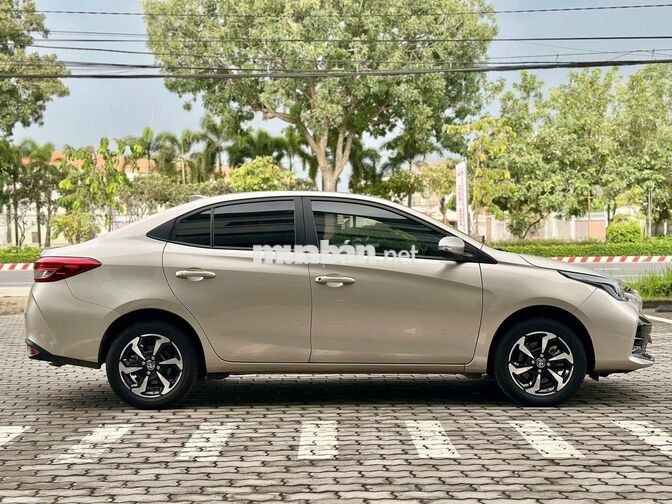 Toyota Vios 2023 1.5 E-MT Nâu vàng 21.500 km