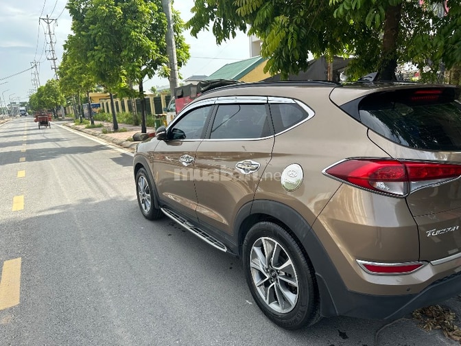 Chính chủ bán xe tucson 2018 màu vàng cát