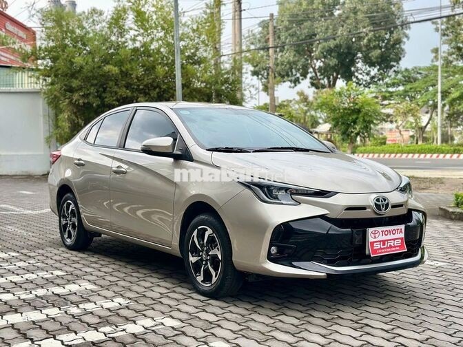 Toyota Vios 2023 1.5 E-MT Nâu vàng 21.500 km