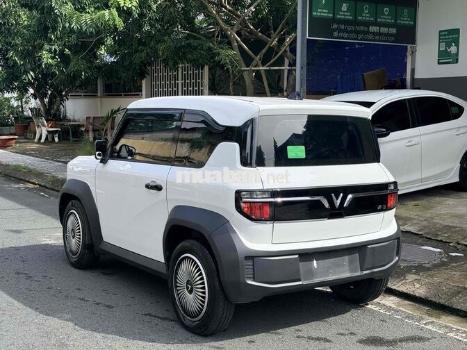 Vinfast VF3 2025 Trắng 17.000 Km. sạc ko giới hạn