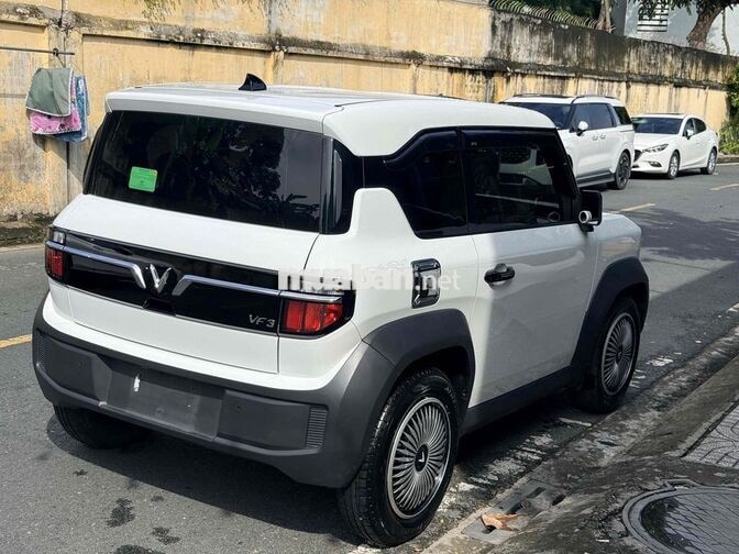 Vinfast VF3 2025 Trắng 17.000 Km. sạc ko giới hạn