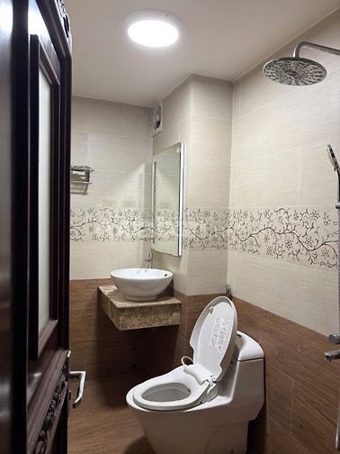 Bán nhà xưởng kết hợp văn phòng nhà ở! 