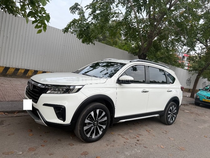 SUZUKI ERTIGA 7 CHỖ  XE GIA ĐÌNH  BIỂN SÀI GÒN  GIÁ 357 TRI