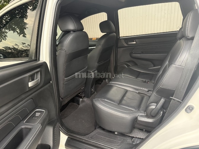 SUZUKI ERTIGA 7 CHỖ  XE GIA ĐÌNH  BIỂN SÀI GÒN  GIÁ 357 TRI