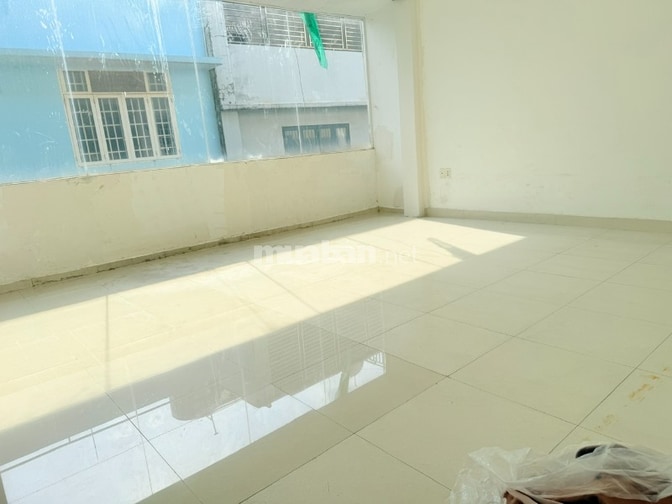 Có vài căn nhà phố mặt tiền cho thuê khu Tên Lửa Bình Tân