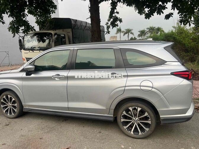 Toyota Veloz Cross 2022 Bạc Nhập khẩu