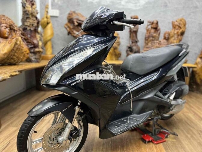 Honda Air Blade dàn áo liền lạc, máy móc bao êm