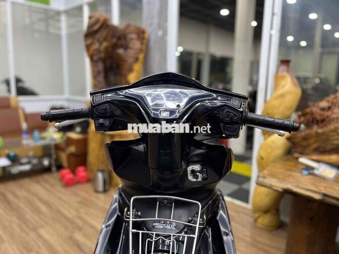 Honda Air Blade dàn áo liền lạc, máy móc bao êm