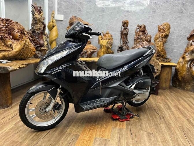 Honda Air Blade dàn áo liền lạc, máy móc bao êm