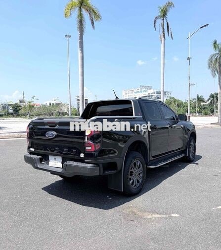 Ford Ranger Wildtrak 2024 2.0L 4X4 AT Đen