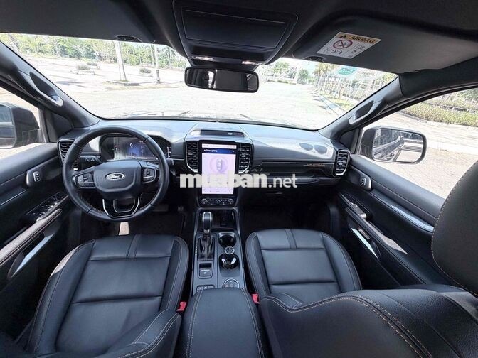Ford Ranger Wildtrak 2024 2.0L 4X4 AT Đen