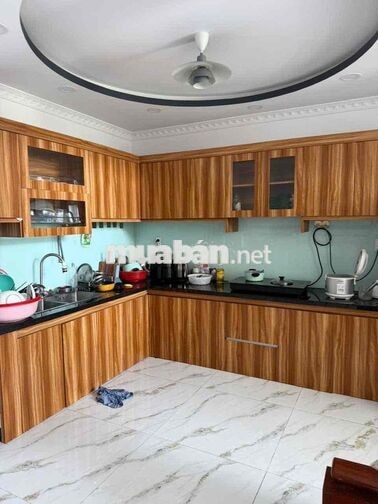 BÁN NHÀ  vị trí víp ngay ngã ba đông quang 1/Nguyễn thị thảnhvào 100m
