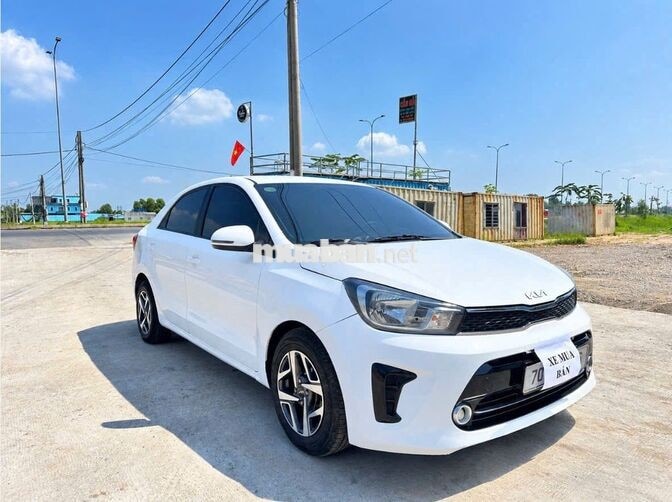 Kia Soluto 2022 Trắng Số sàn 1.4L