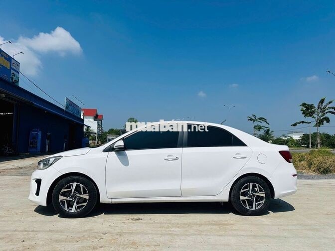 Kia Soluto 2022 Trắng Số sàn 1.4L