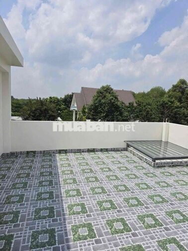 Cho Thuê Nhà Đẹp 3 Phòng MỚI 100% Định Hoà Sát Siêu Thị AEON TP MỚI