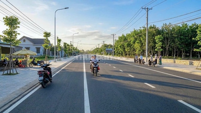 HÀNG ĐẦU TƯ F0 - BUNG 40 NỀN MẶT TIỀN ĐƯỜNG HL15 - P.TÂN TRIỀU