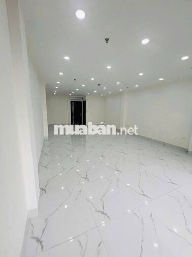 Cho thuê sàn VP Nguyên Hồng 70m2 giá 13tr/th, thông sàn, thang máy, bv