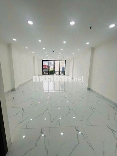Cho thuê sàn VP Nguyên Hồng 70m2 giá 13tr/th, thông sàn, thang máy, bv