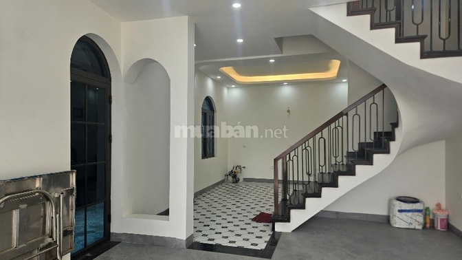CHO THUÊ NHÀ NGUYÊN CĂN ĐẸP MỚI HOÀN THIỆN