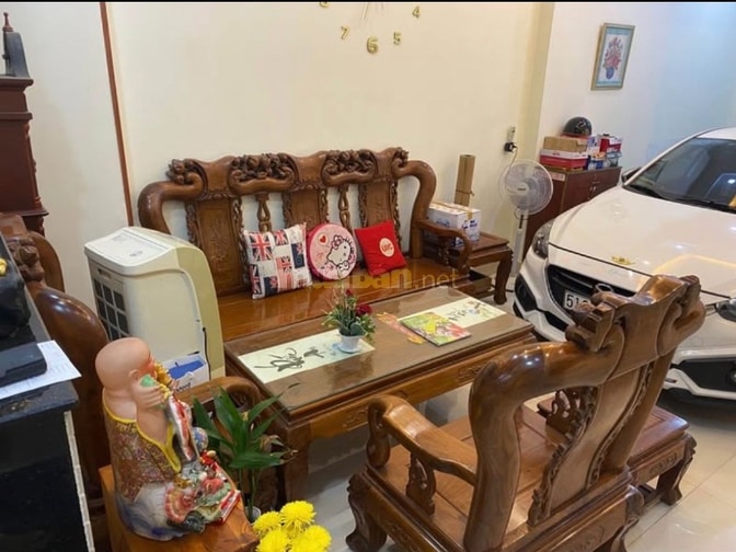 Dọn nhà thanh lý bộ bàn gỗ Hương tay 16