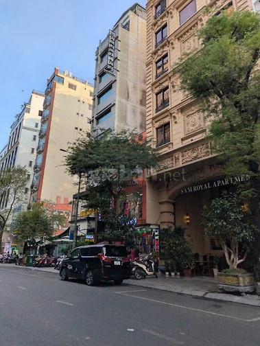 MẶT TIỀN - THỦ KHOA HUÂN, P. BẾN THÀNH - DT: 4.7M X 24M - GIÁ; 125 TỶ