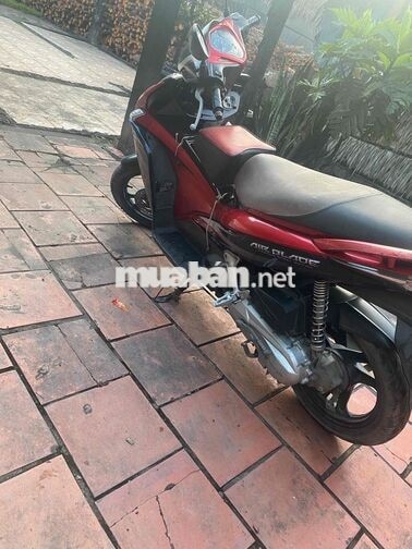 Honda Air Blade 2011 màu Đỏ