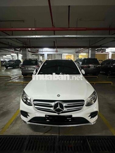 Mercedes-Benz GLC300 2017 Trắng 51000 KM