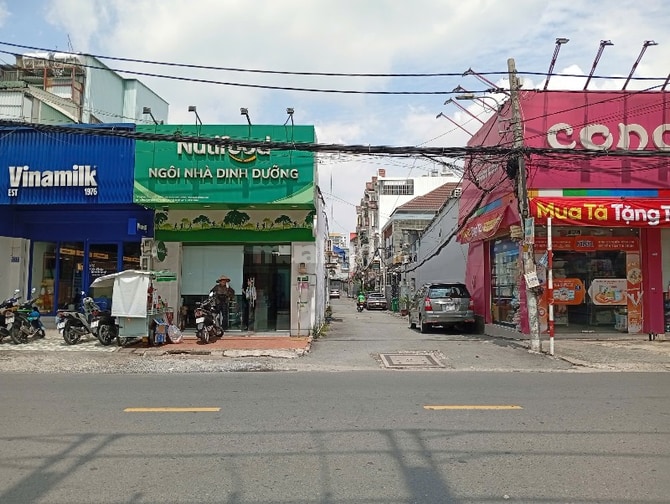 Cho thuê nhà nguyên căn hai mặt tiền đường Lê Đức Thọ