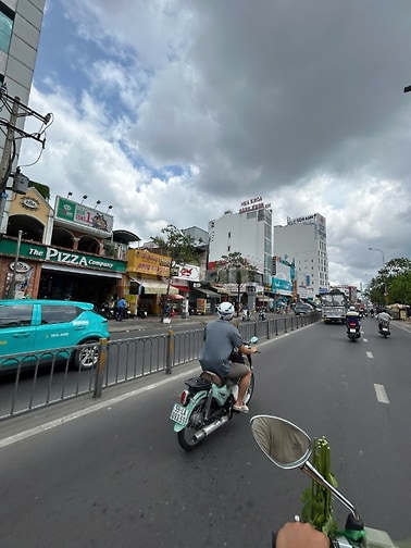 Tôi cho thuê mặt tiền 3lau Phạm Hùng,Q8,đẹp,5.5x17m,kinh doanh sầm uất