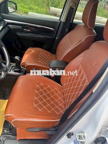 Suzuki XL7 22.900km @939.4bốn4.chín2một