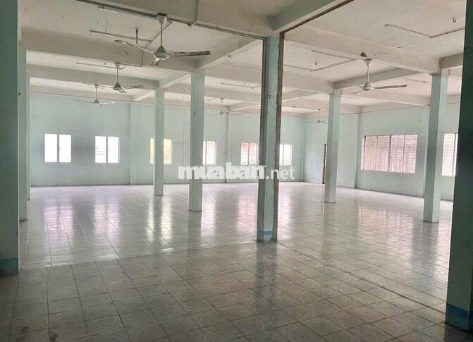 Cho thuê mặt bằng kinh doanh 1000m2 Tam Hiệp gần BVĐK Đồng Nai
