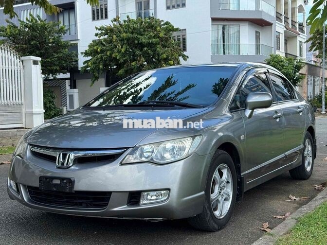 Honda Civic 2015 Tự động Bạc 150945 km
