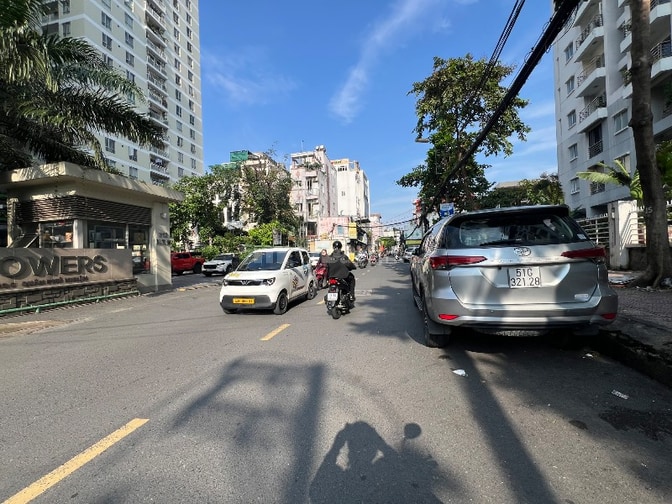 CHUYỂN NHƯỢNG TOÀ NHÀ HẦM + 7 TẦNG MẶT TIỀN 302 NGUYỄN THƯỢNG HIỀN - T