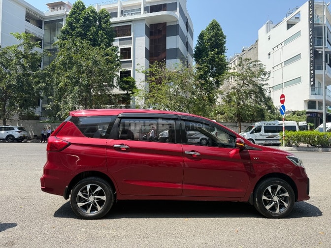 SUZUKI ERTIGA 7 CHỖ  XE GIA ĐÌNH  BIỂN SÀI GÒN  GIÁ 357 TL