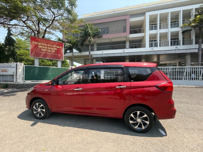 SUZUKI ERTIGA 7 CHỖ  XE GIA ĐÌNH  BIỂN SÀI GÒN  GIÁ 357 TL