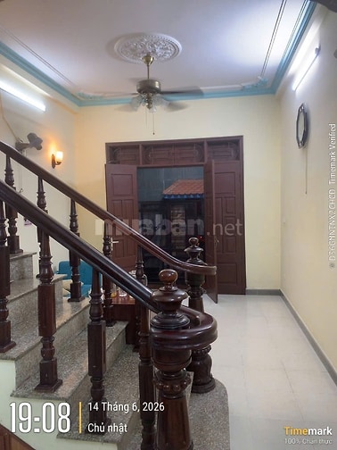 Cần cho thuê nhà 3 tầng, tại phố Yên Sở, Hoàng Mai