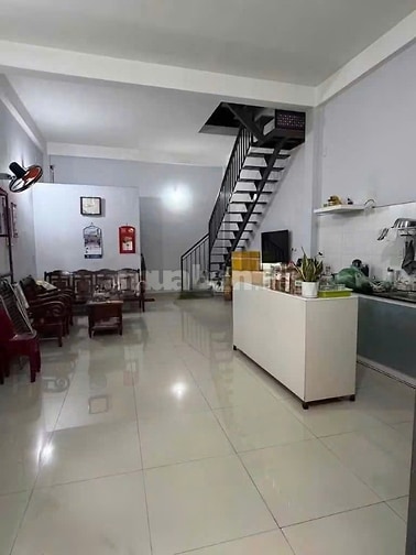 Nhà 1 trệt-1 lầu có 2 phòng ngủ giá 10tr-hẻm số 6 đường số 3- Phú THọ 