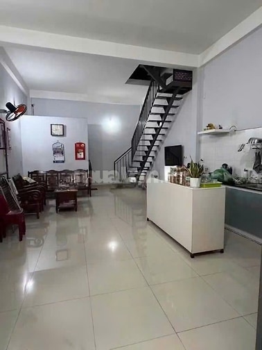 Nhà 1 trệt-1 lầu có 2 phòng ngủ giá 10tr-hẻm số 6 đường số 3- Phú THọ 