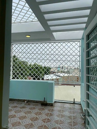 MẶT TIỀN KINH DOANH ĐƯỜNG SỐ 40 HIỆP BÌNH , 4M x 20M TRỆT 2 LẦU GIÁ 14
