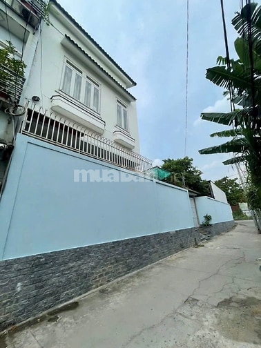 Biệt Thự Vườn Lài. 9.5 tỷ . DT: 11.5 x 32m2. 