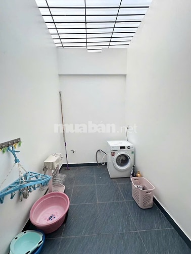 Bán Nhà 3 tầng,Hồng Bàng 50m2 gần trường chợ giá chỉ 2,9 tỷ