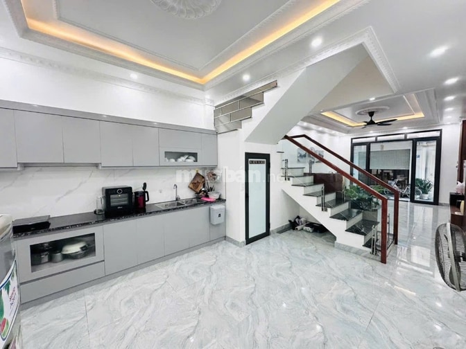 Bán Nhà 3 tầng,Hồng Bàng 50m2 gần trường chợ giá chỉ 2,9 tỷ